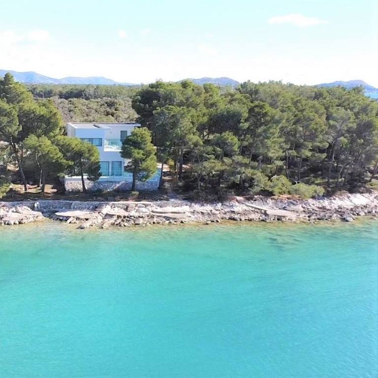 DIEHOLIDAYBUCHT-VillaMaster09
